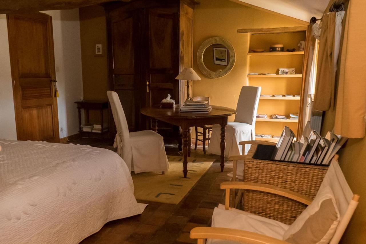 Le Clos Des Fayes Berthegon Экстерьер фото