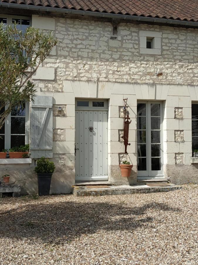 Le Clos Des Fayes Berthegon Экстерьер фото