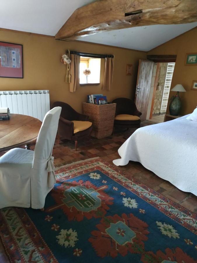 Le Clos Des Fayes Berthegon Экстерьер фото