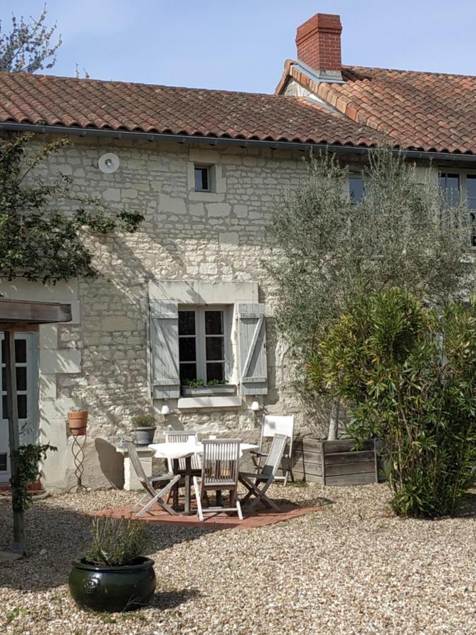 Le Clos Des Fayes Berthegon Экстерьер фото